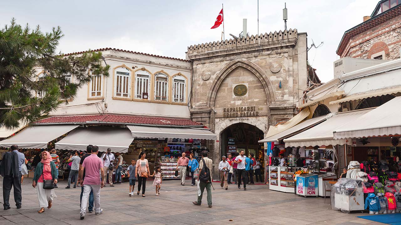 https://dolphinotel.com/wp-content/uploads/2025/06/grand-bazaar-5.jpg